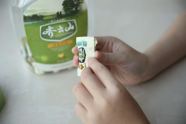 齐云山南酸枣糕 6.jpg 齐云山南酸枣糕 6.jpg