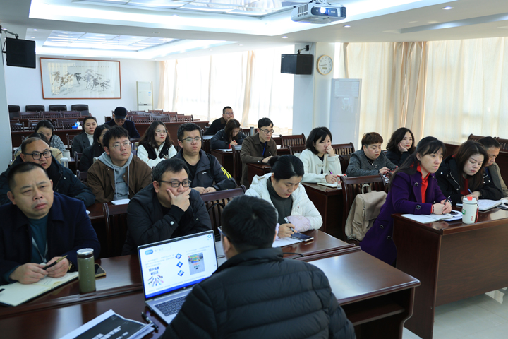 齐云山公�?024年第六次营销工作总结交流暨培训会圆满举行02.jpg 齐云山公�?024年第六次营销工作总结交流暨培训会圆满举行02.jpg